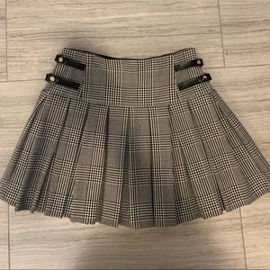 Alice + Olivia pleated skirt